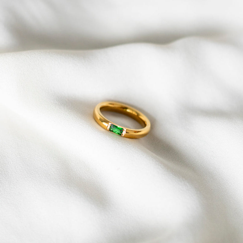 GEM RING (BIRTH-STONES)